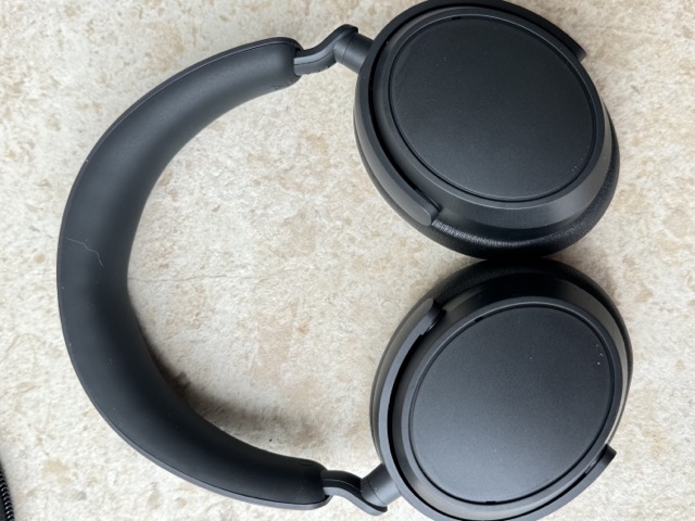 headphones.jpeg