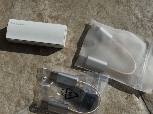 box-contents2.jpg