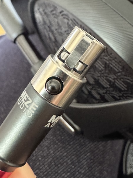 connector1.jpg