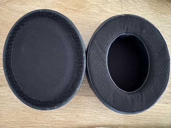 velcro-earpads-removed.jpg
