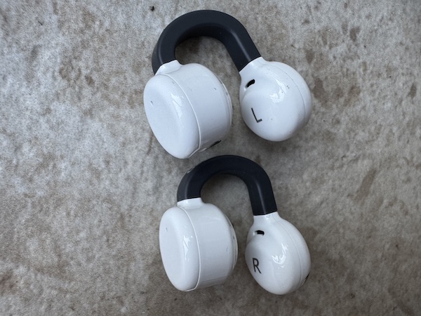 earbuds.jpg