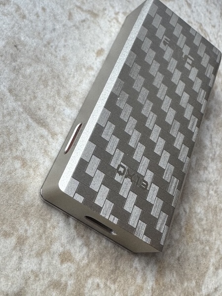 lovely-carbon-fiber-look.jpg