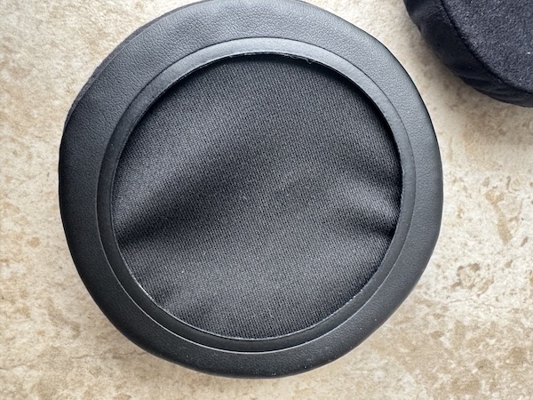 back-earpads.jpg