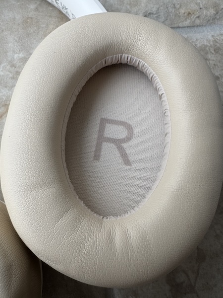 Earcup Zoom