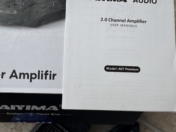 word-Amplifier-mispelt-on-box.jpg