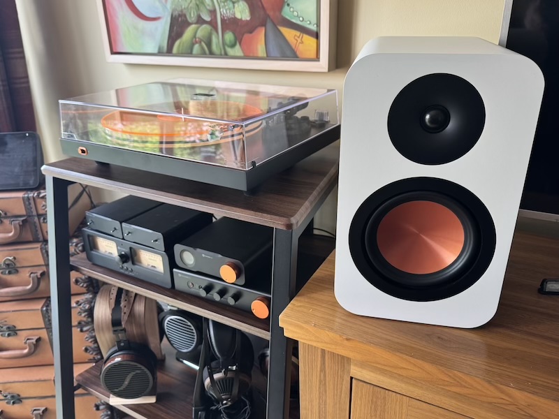 With other Fosi Audio equipment