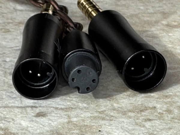 cable-adapter-4pin-both-connectors.jpg