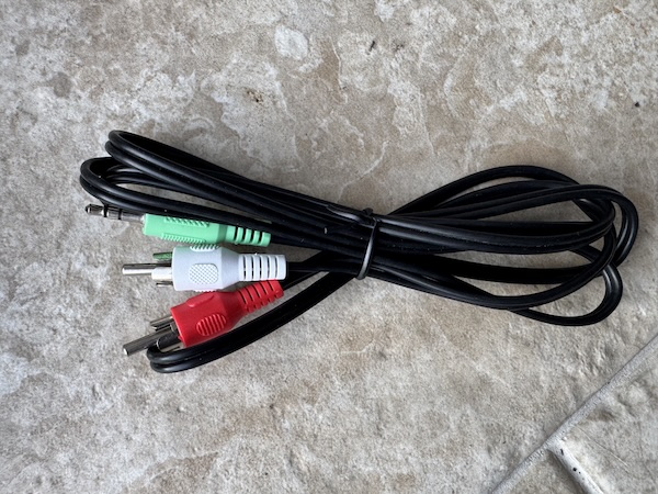 rca-35mm-cable.jpg