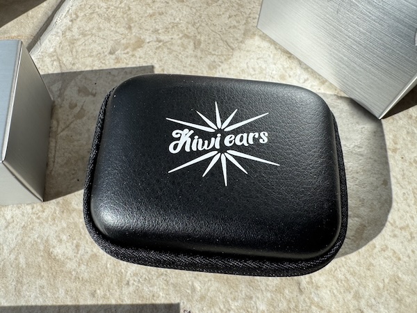 hardcase-lovely-typical-kiwiears.jpg