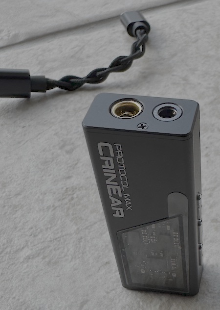 3.5 mm + 4.4 mm connectors