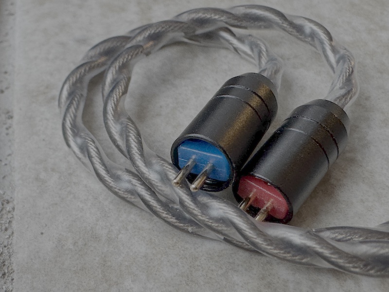 iem-2pin-connectors-nice-colors-thoughtful.jpeg