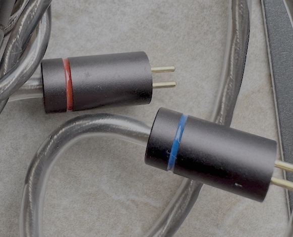2-pin-connectors.jpg