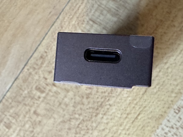 usb-c-connector.jpeg