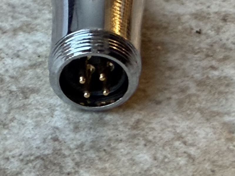 4-pin balanced adapter