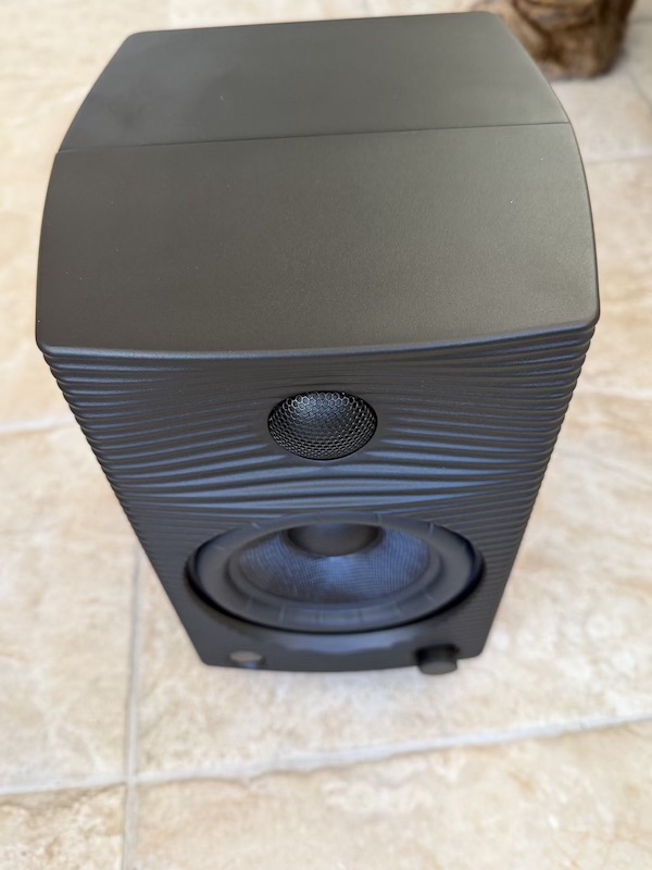 front waveguide design