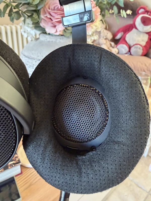 earpad comfort detail