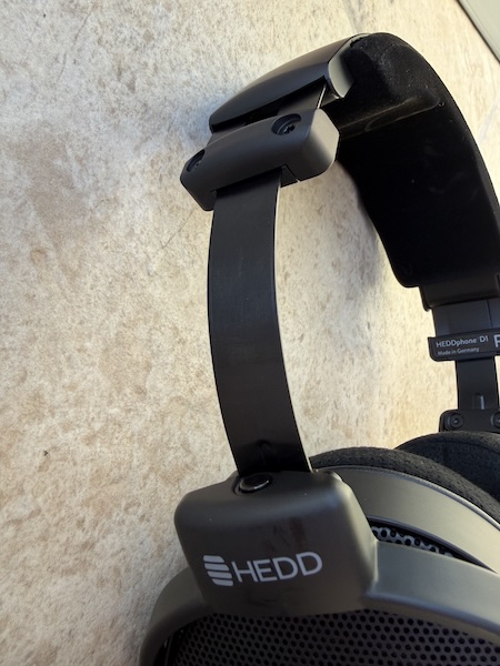 headband extension close-up