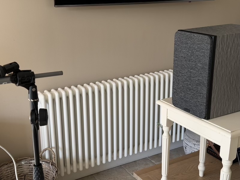 UMIK-1 setup for in-room measurements