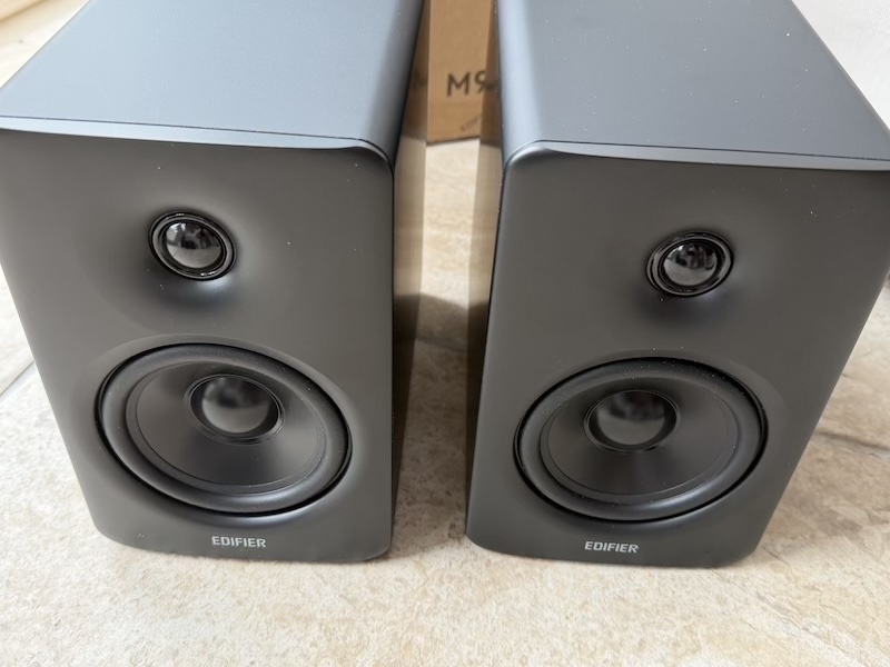 M90 speakers out of the box on the floor