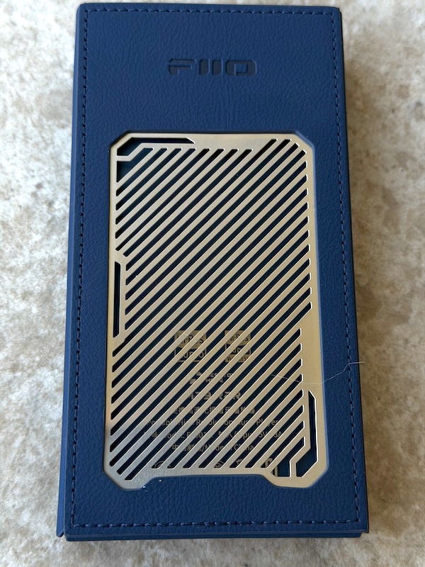 back of case — the aluminium grille keeps the m33 r2r cool during extended desktop use