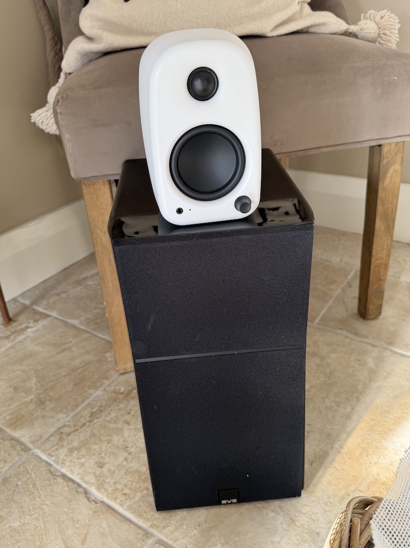 Size comparison with SVS Ultra Evolution Bookshelf