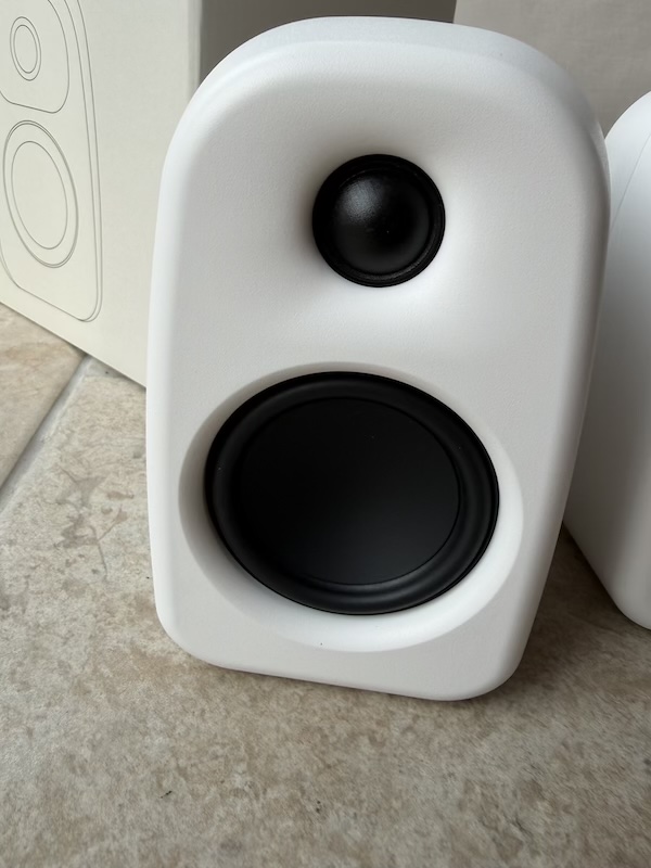 UKI looking very cute in white