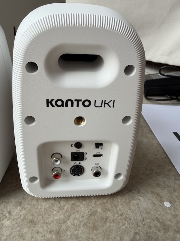 Rear connections close-up