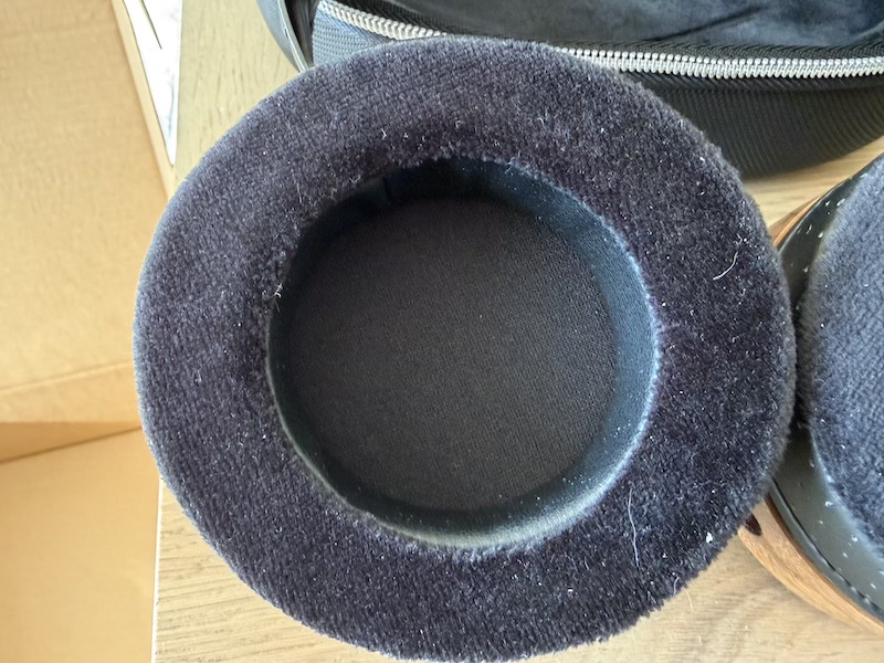 earcup circular material and construction detail