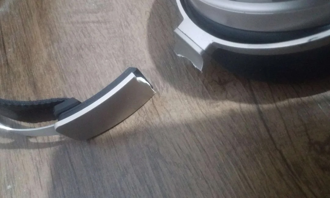 aune-ar5000-broken-headband.jpeg