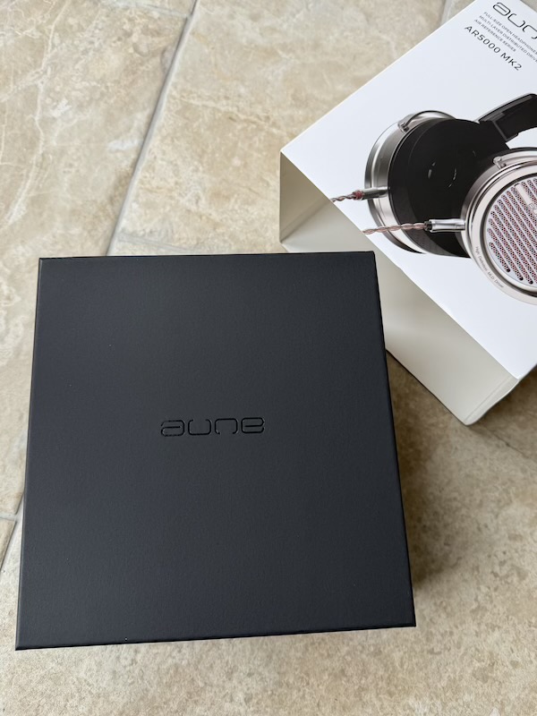 aune-portable-audio-player.jpg