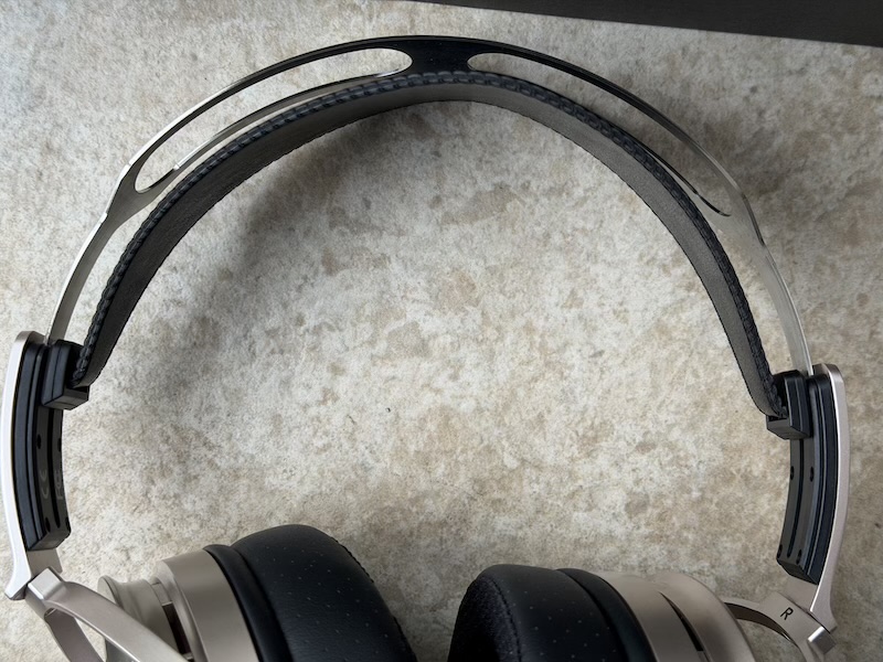 over-ear-headphones-unboxed.jpg