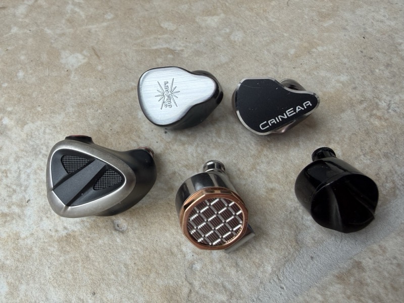 group comparison — Crinear Daybreak, FiiO FH19, FD15, KiwiEars KE4, Oak Nano