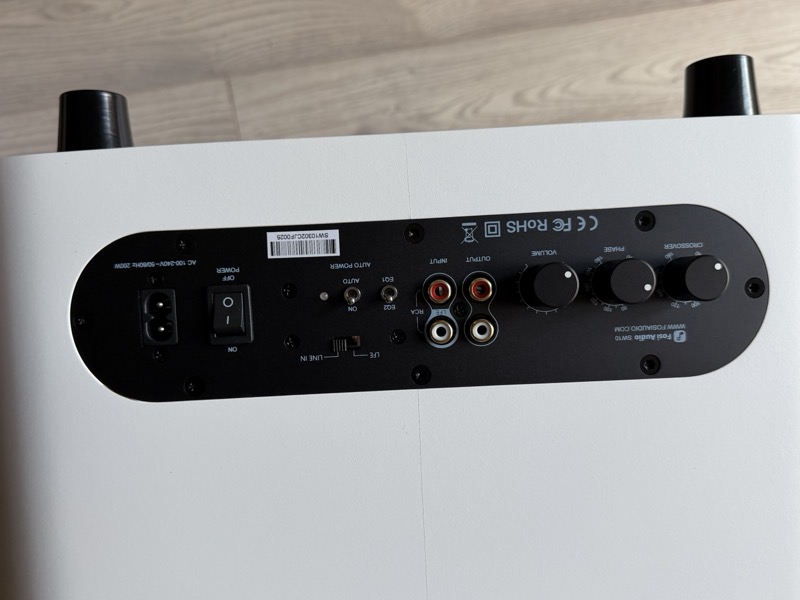 SW10 amplifier panel and woofer