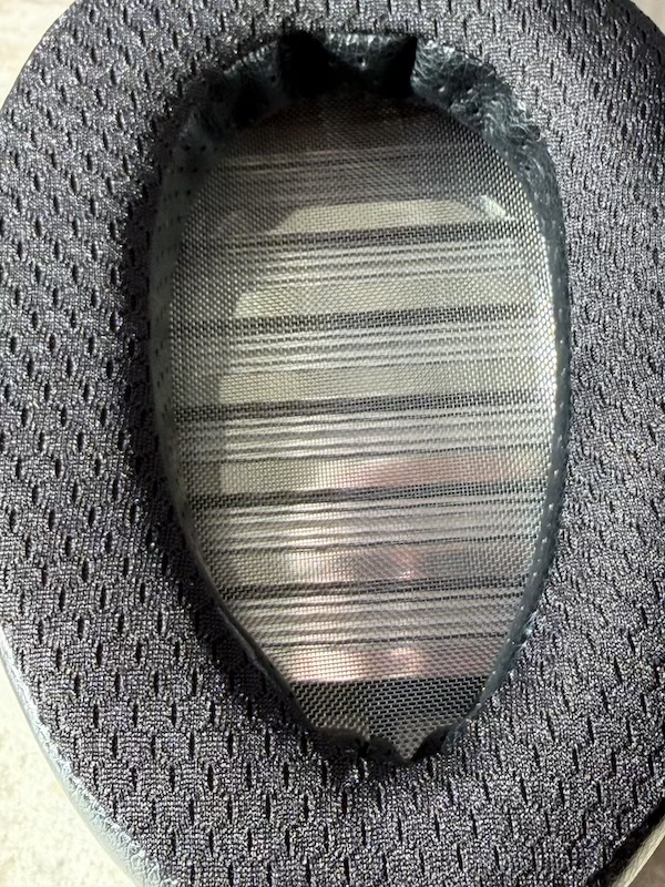 earpad-grille-closeup.jpg