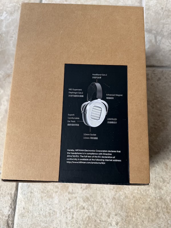 headphone-packaging-info-panel.jpg