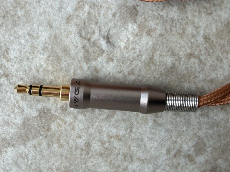 3_5mm-audio-cable-connector.jpg
