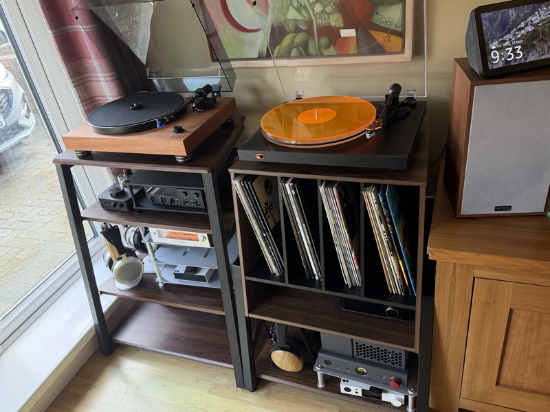 AB comparison turntable setup