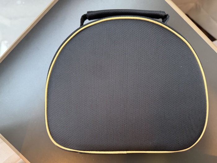 back of the carry case