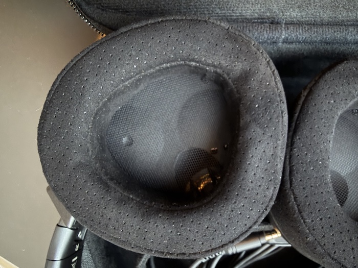 earpad detail