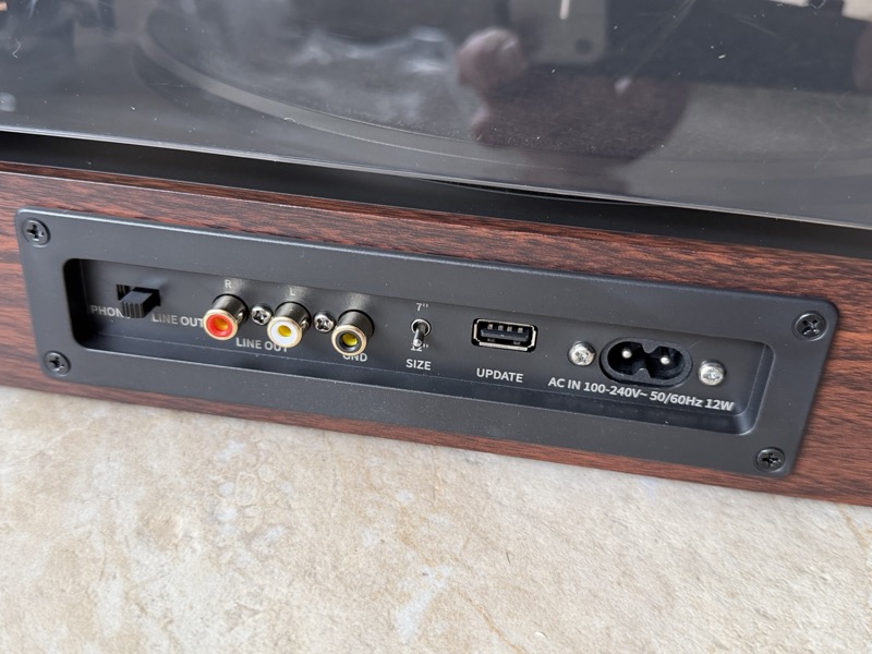 rear connection panel — note the awkward 7-inch / 12-inch switch on the back
