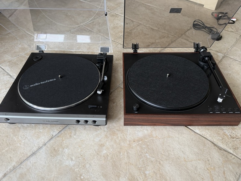 tt11 side by side with the Audio-Technica LP60X