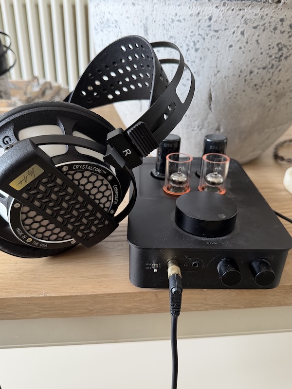Genesis One搭配Fosi Audio GR70——一台高Z输出的OTL功放，能驯服高频，但没有足够功率来充分发挥这一效果