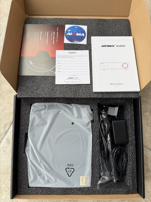 d20-box-contents-manual-and-warranty-card.jpg