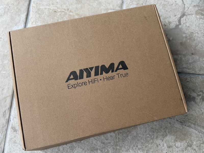 d20-outer-shipping-box.jpg