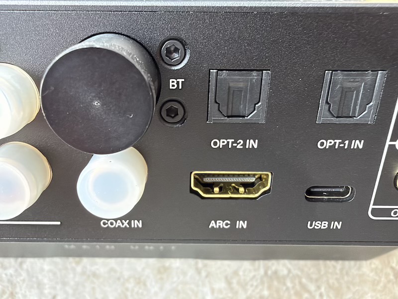 d20-rear-panel-optical-coax-arc-usb-closeup.jpg