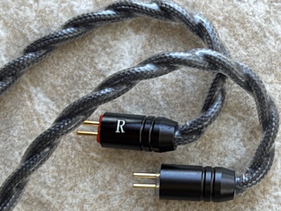 cable well sculpted for around ear fit
