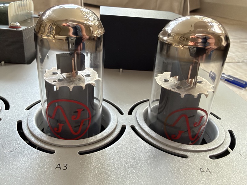 large vacuum tube amplifiers