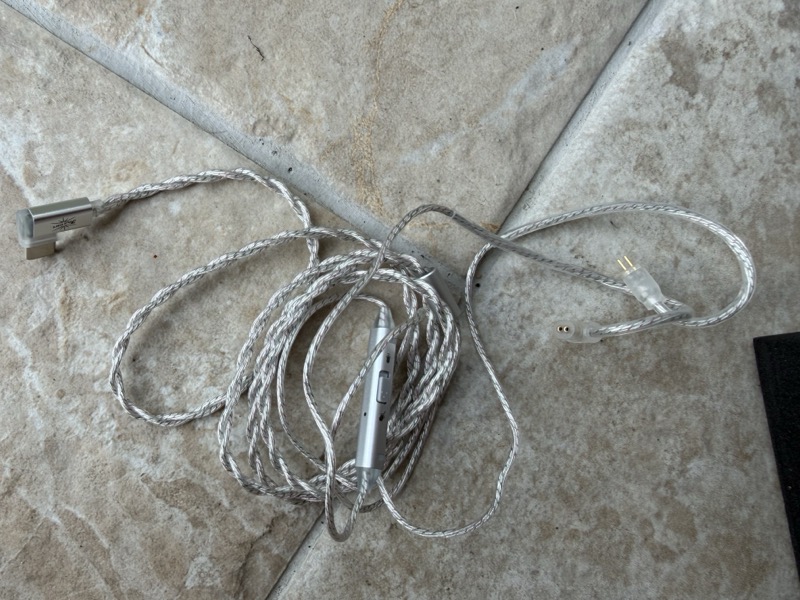 the full S-Link cable