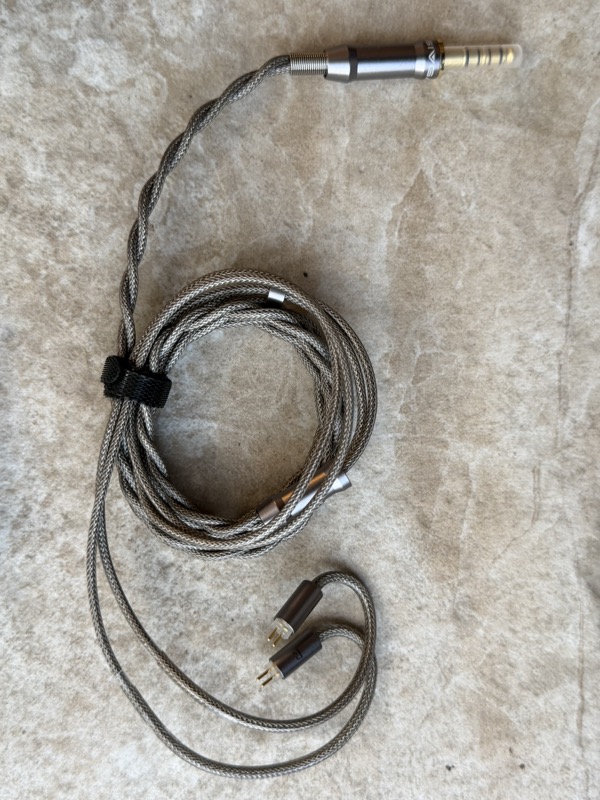the full cable with the 4.4mm plug