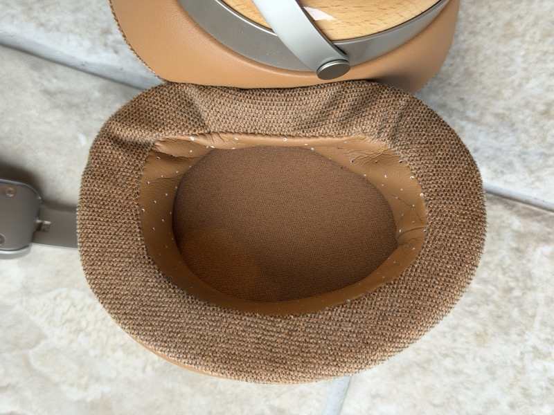 the earpad interior, showing the depth of the cushioning